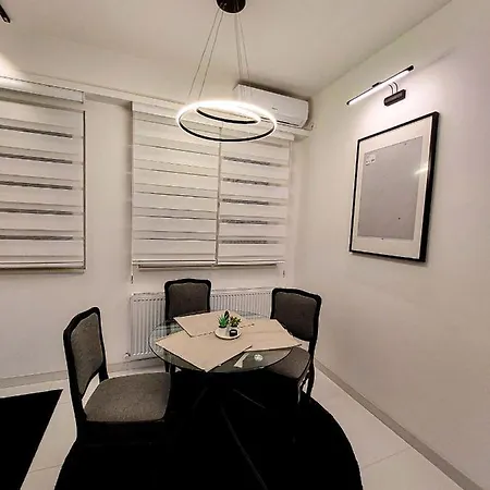 Apartman A'dors *